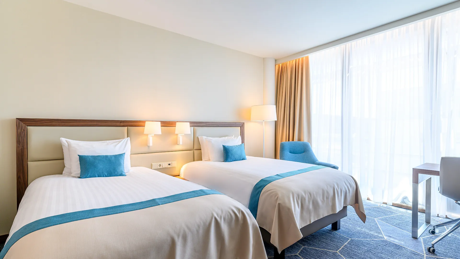 Crowne Plaza Maastricht By Ihg Hotel