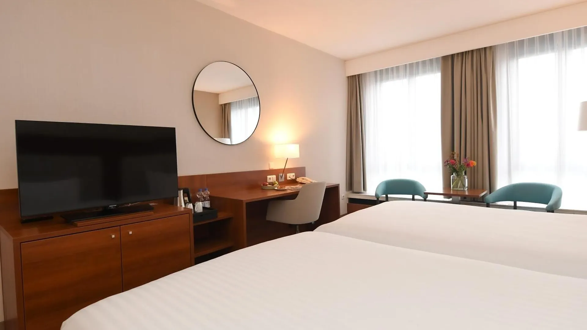 Crowne Plaza Maastricht By Ihg Hotel