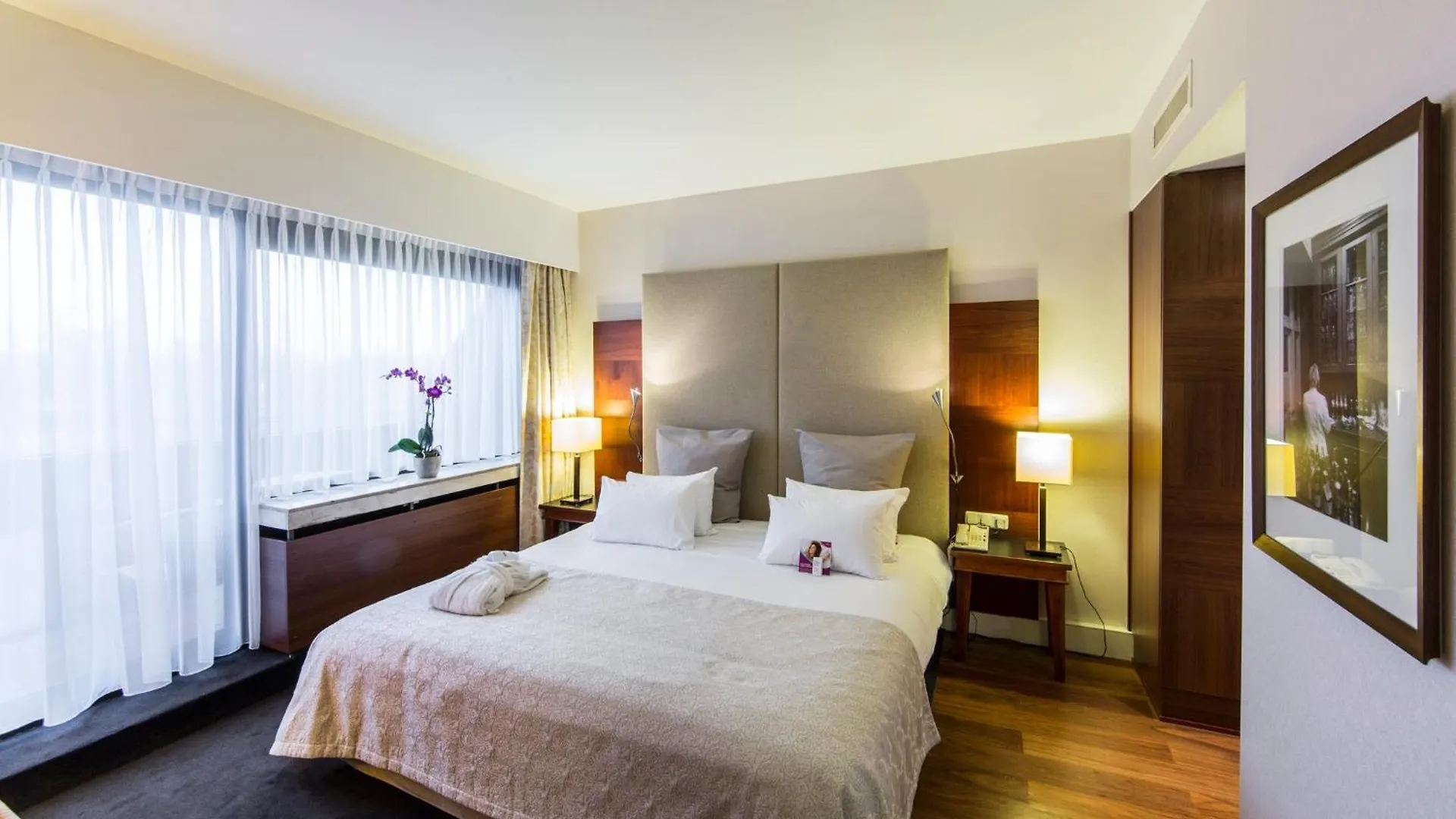 Crowne Plaza Maastricht By Ihg Hotel 4*,  Netherlands